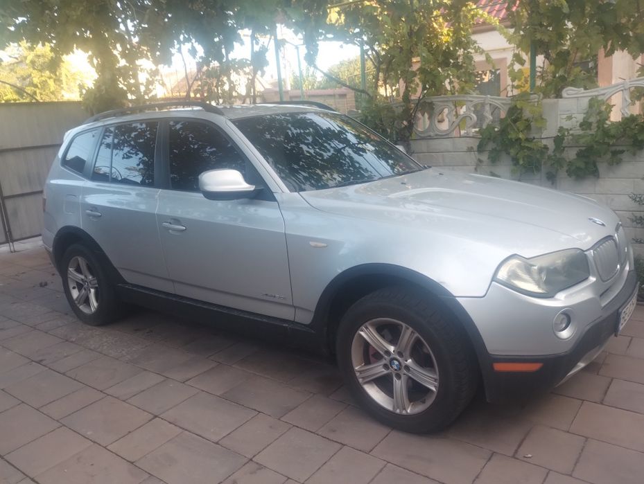 Продам авто BMW 2010г.в.