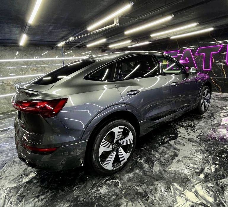 Audi e-tron 2020 VIN WA13AAGE4MB020984 фото оголошення 7 з 22