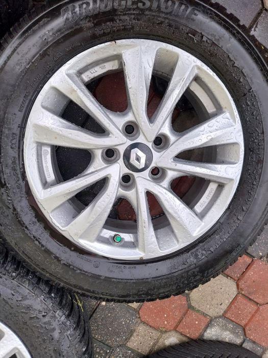 Całe Koło Zimowe R16 5x114.3 6.5J ET 35