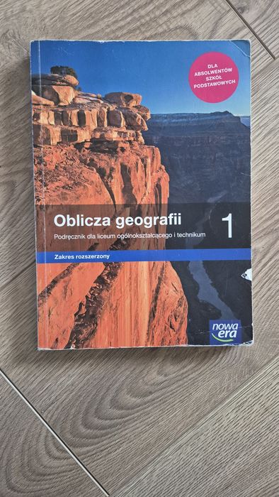 Podręcznik do geografii 1 klasy liceum lub technikum, zestaw