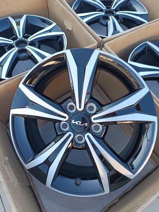 #T5 Alufelgi R17 Renault KIA Hyundai Suzuki Honda Mazda Mitsubishi