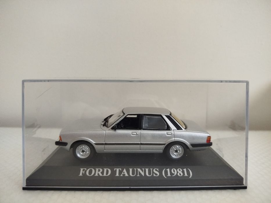 Miniatura Ford Taunus 1/43 Nova