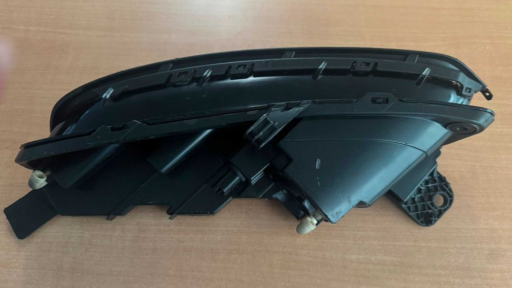 Farolim DRL (Luz Diurna) Citroën C3/C3 Aircross/Berlingo IV - Apoios reparados