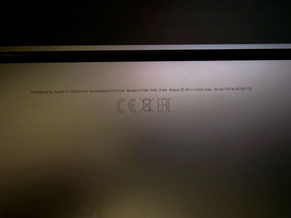Macbook pro 256gb 8gb ram