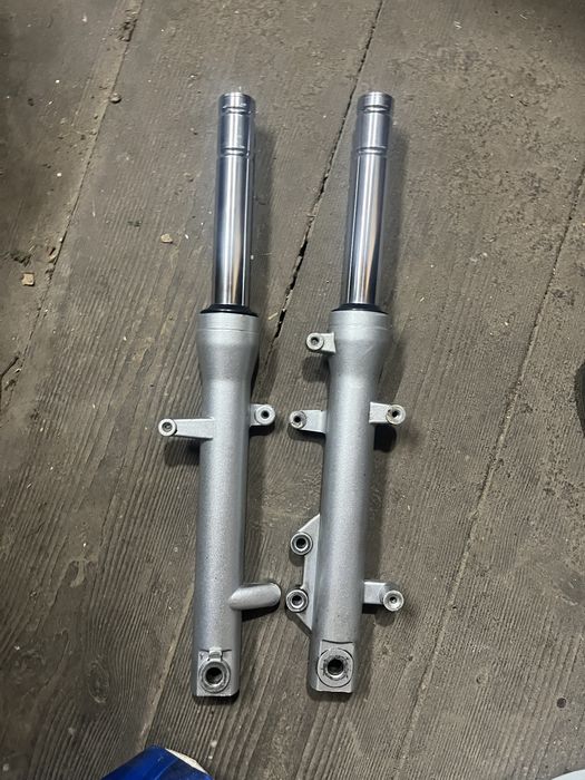 Амортизатор на Viper передний (перья), 2 шт