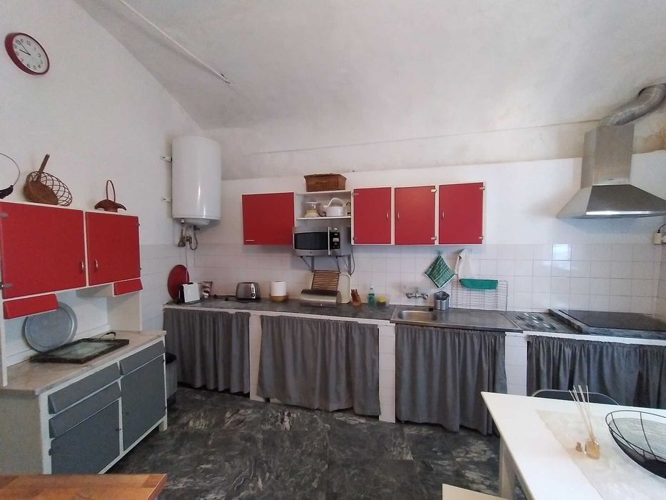 Casa ampla no Alentejo. Sala jogos, piscina e jardim