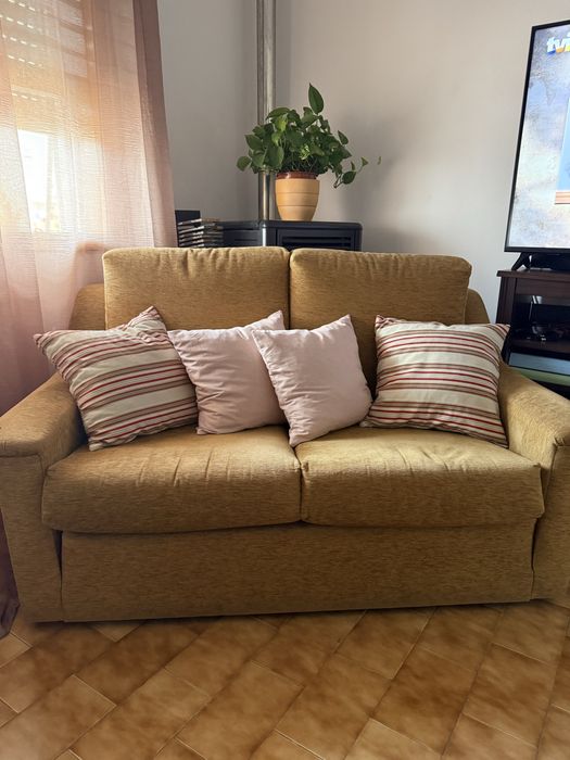 Sofa usado em bom estado
