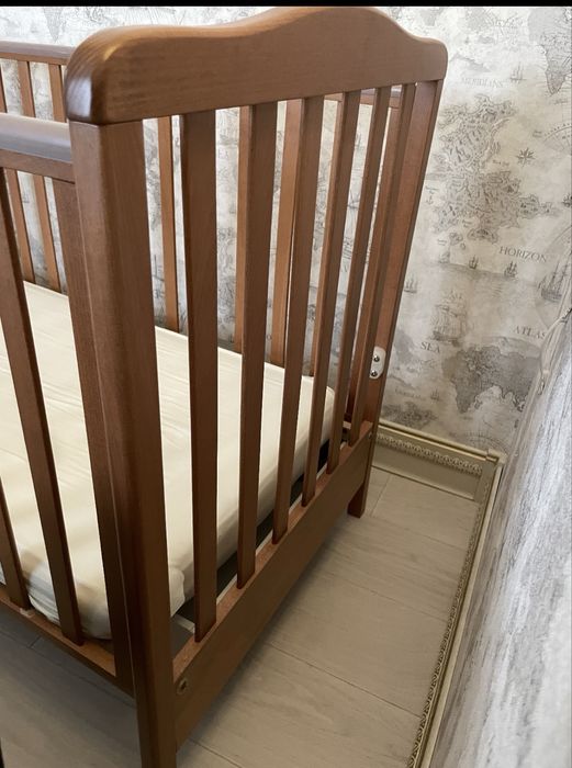 Дитяче ліжко / детская кровать Италия