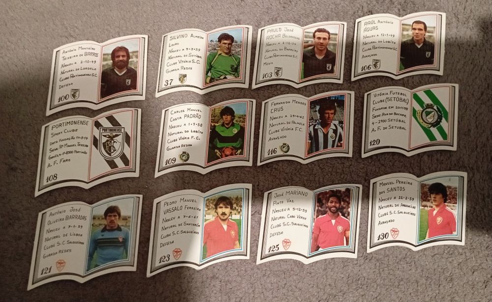 Cromos caderneta Bola ao Centro