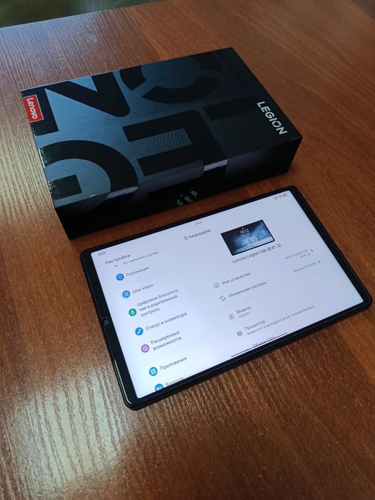 Планшет Lenovo Legion Y700 Gen 3  12/256 GB (Global)