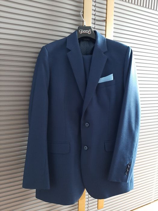 Garnitur granatowy na 160 cm.