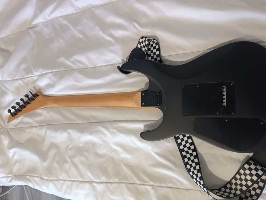 Guitarra Jackson Js22