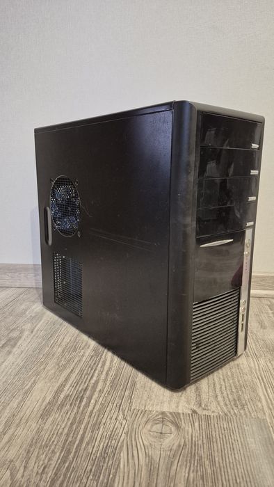 Lga 1155 / e3 1230v2 / 8gb озу / rx 550 4gb