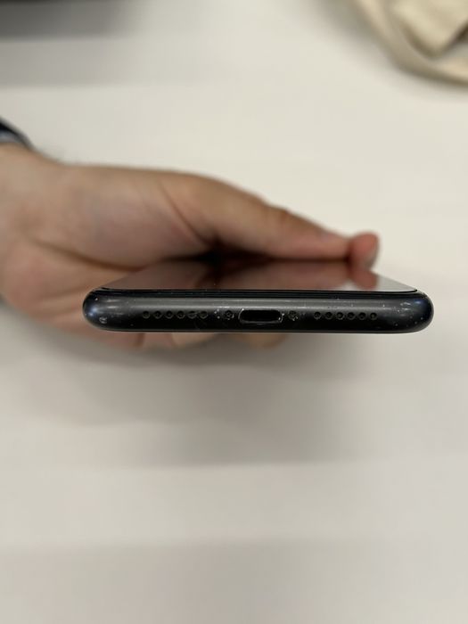 Iphone 11 com bateria 100%