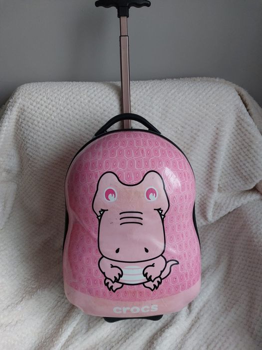 Zestaw: walizka kabinówka i plecak dziecięcy. Crocs