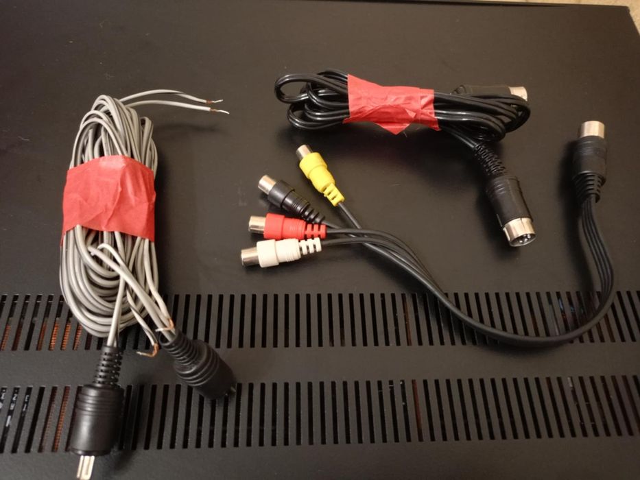 Wzamcniacz wraz z głośnikami