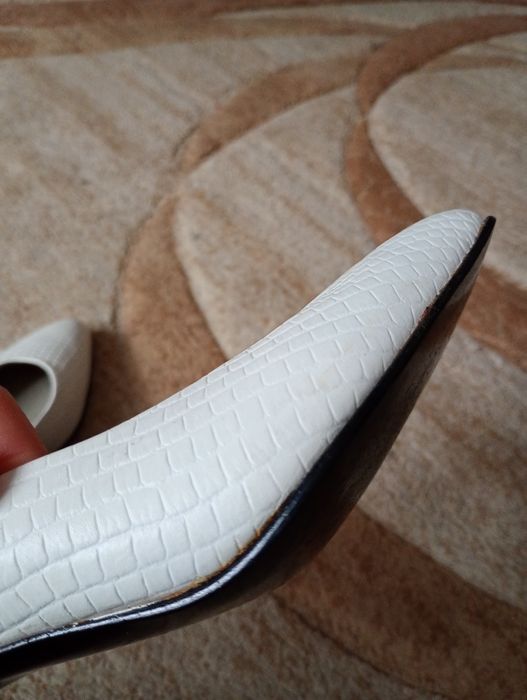 Buty damskie na szpikach r. 36