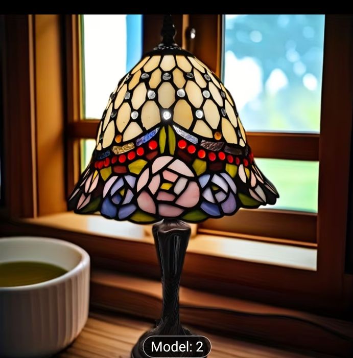 Lampa witrażowa  styl Tiffany przepiękna