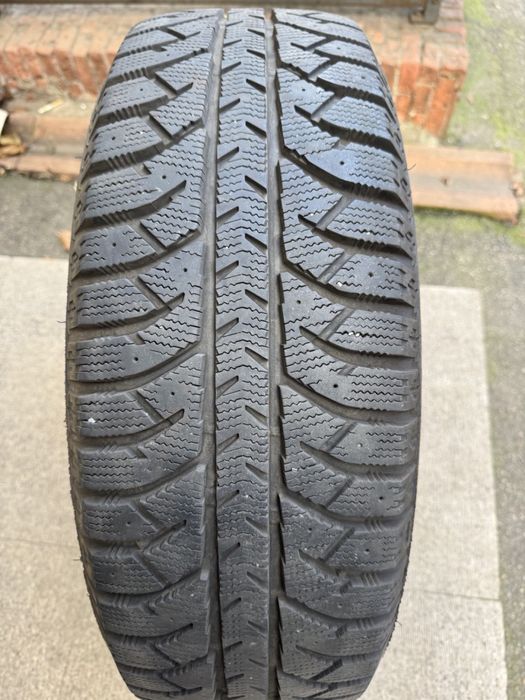 Продам шини з дисками BRIDGESTONE 235/65R17 108T