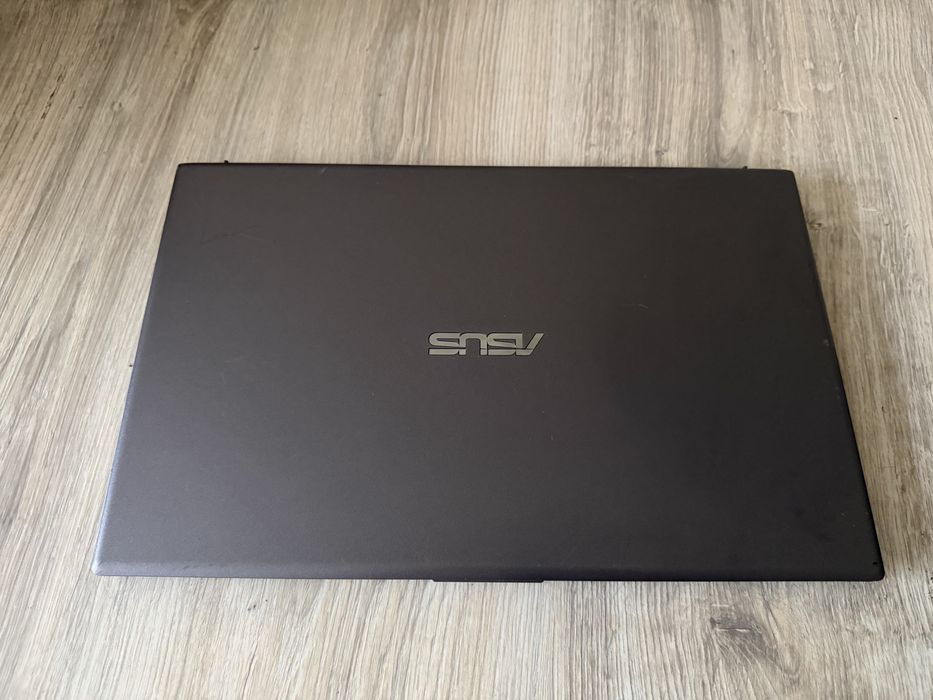Ноутбук Ultrabook Asus VivoBook Ryzen 8 по 3.7Ghz 12GB SSD 256 RX Vega 8 FHD Подсветка клавиатуры