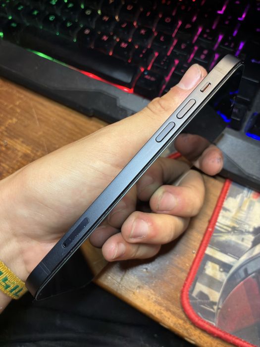 iphone 12 midnight 64gb novo!!