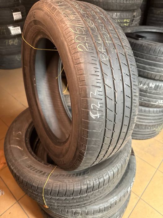 Brigestone Eagle turanza ER 33 205/60/17 лето пара