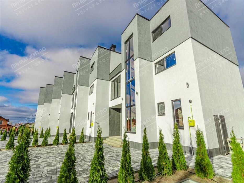 Ексклюзивний таунхаус на Браїлках, введений в експлуатацію