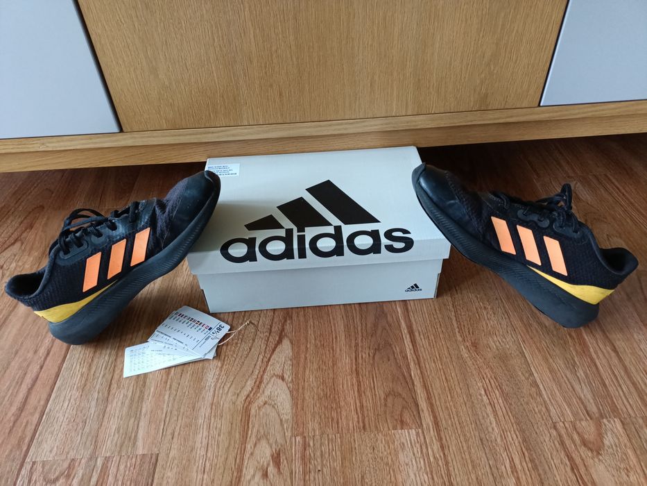 Buty chłopięce Adidas Runfalcon 3.0 K rozm. 38 2/3