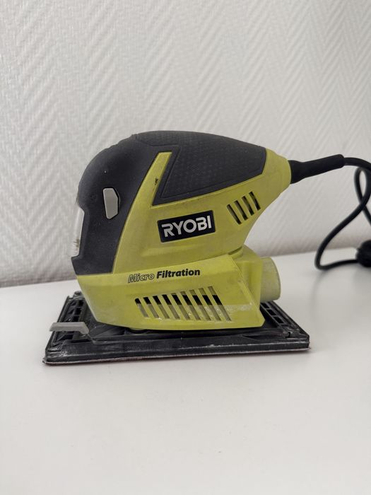 Szlifierka oscylacyjna RMS180-S zasilana sieciowo RYOBI