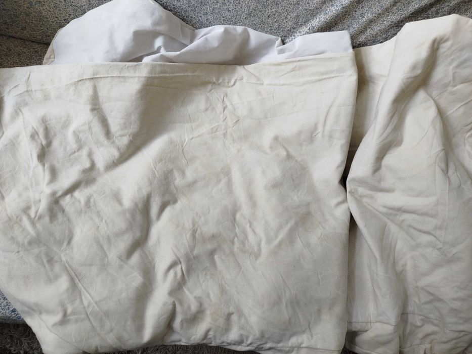 Sofá cama, em ripas