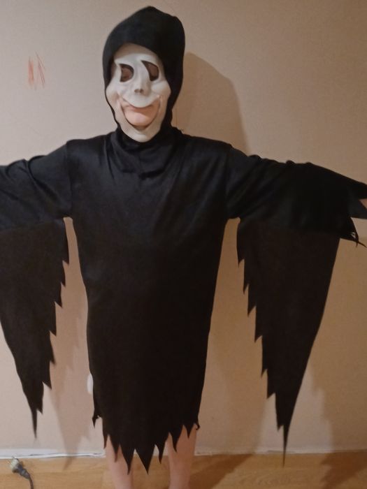 Przebranie 140 cm 8-10 lat widmo,duch,stwór