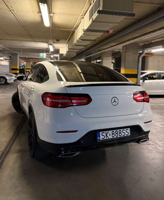Mercedes-Benz GLC Mercedes-Benz GLC 220 D 4Matic Sport Coupé AMG biały, garażowany