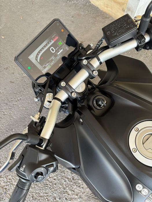 Yamaha MT-07 como nova