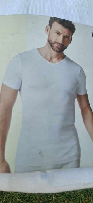 T-shirt męski koszulka 2 pak rozmiar L6 100% baweona  firmy Esmara