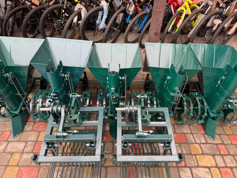 Картоплесажалка для мотоблока