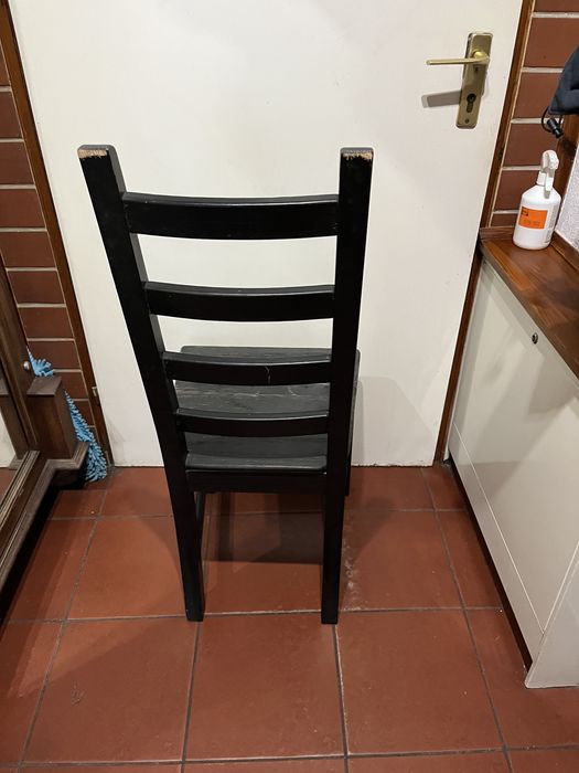 Czarne drewniane krzesło ikea do renowacji (nowe 199zl)