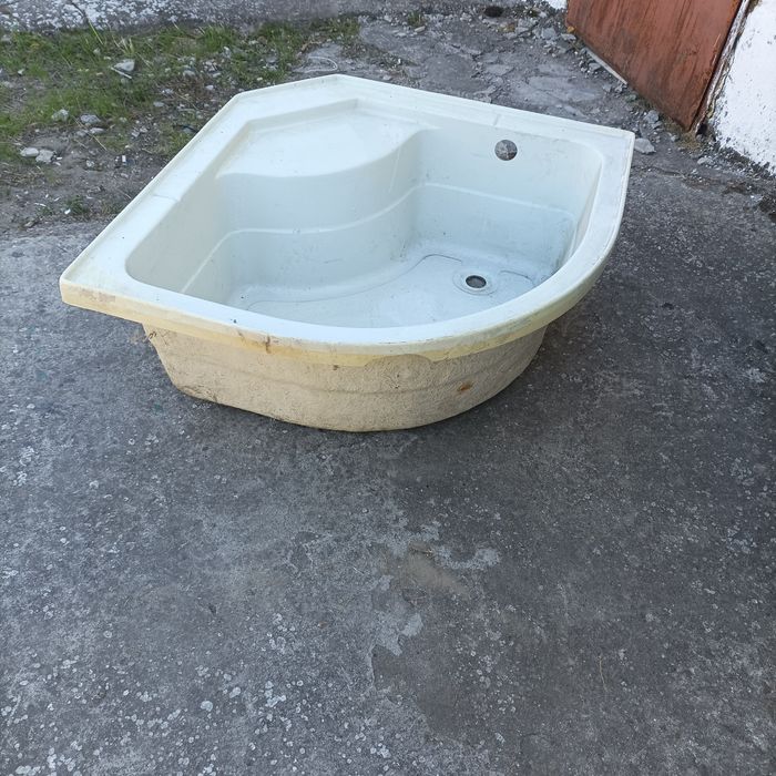 Продам поддон б/у