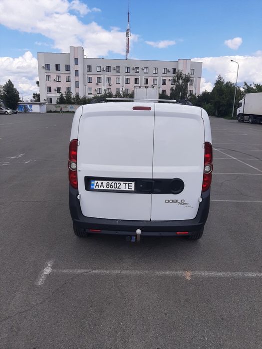 Продам Fiat добло 1.6 турбо дизель .Грузовик максимальна база.