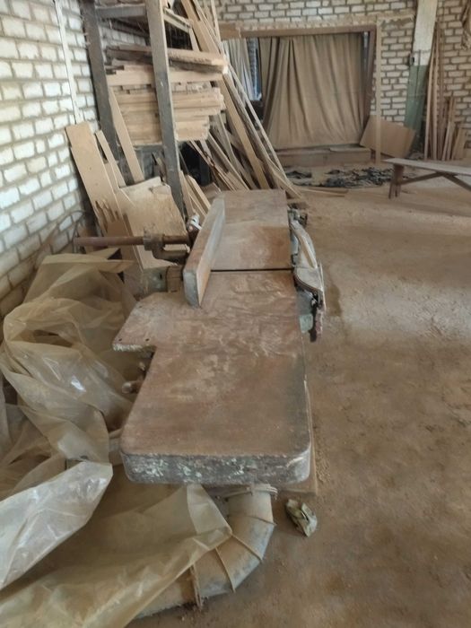 продам станок деревообрабатывающий фуговальный