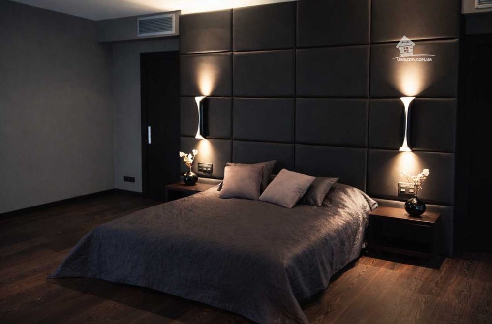 Новий будинок VIP-рівень. High-tech. Кінотеатр, сауна. До 20 осіб.