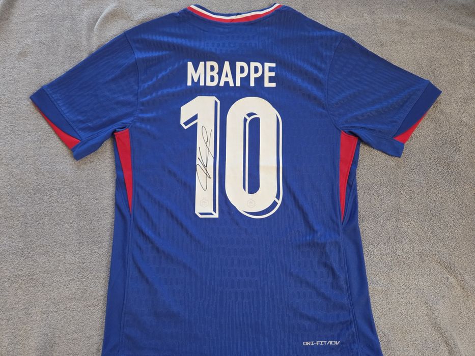 Koszulka Mbappe z autografem I certyfikatem