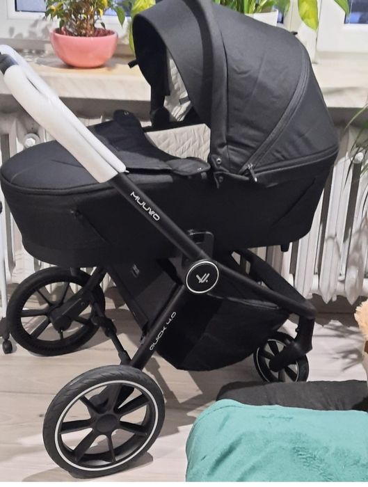 Sprzedam wózek dziecięcy 3w1 Muuvo Quick 4.Sprzedam wuzek dzieciecy
Na sprzedaż wózek dziecięcy 3w1 (gondola + spacerówka + fotelik samochodowy) w ba