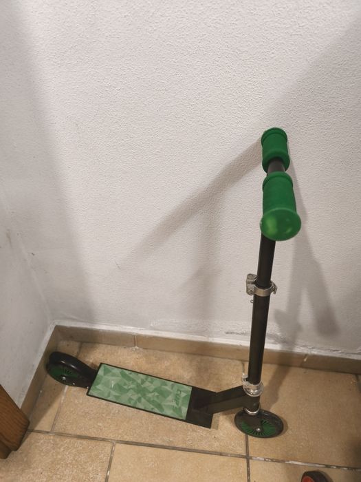 Vendo trotinete de criança