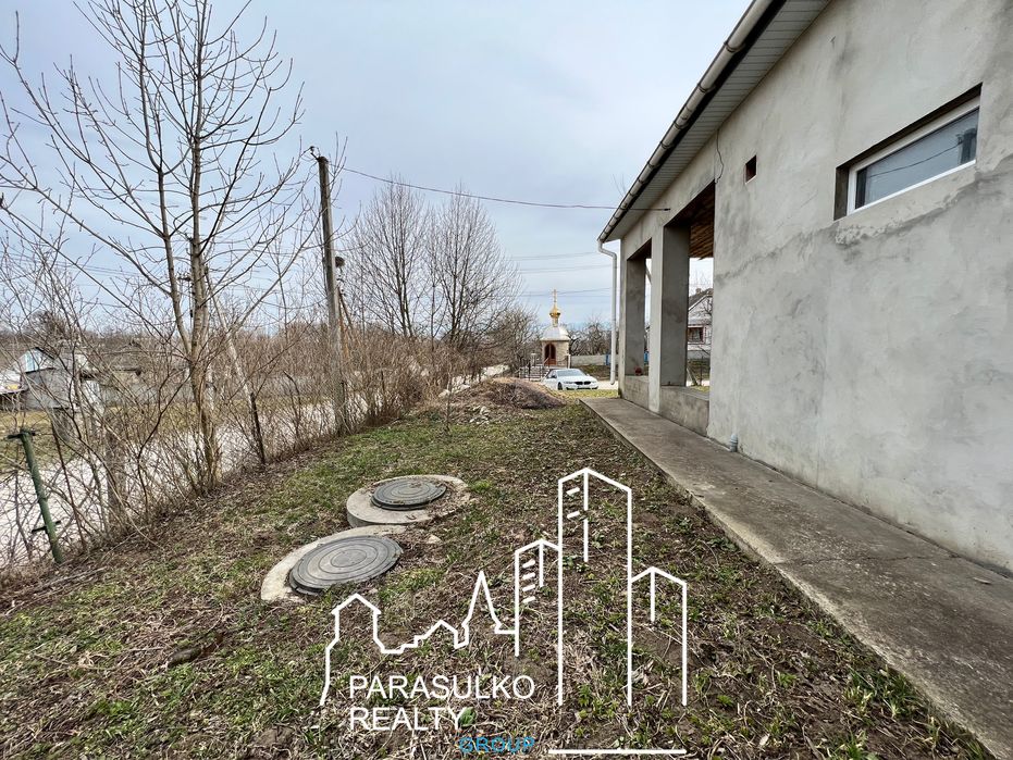 Продам будинок в затишному селі!