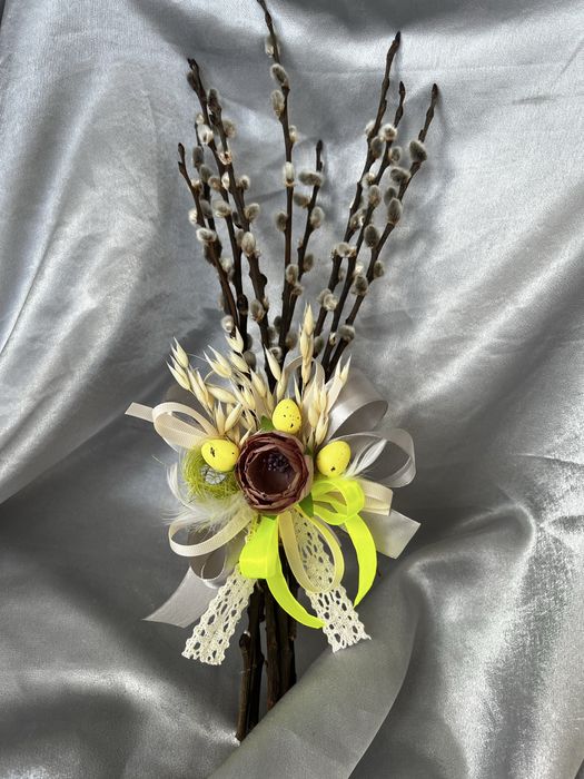 Вербні букетики на вербну нелілю