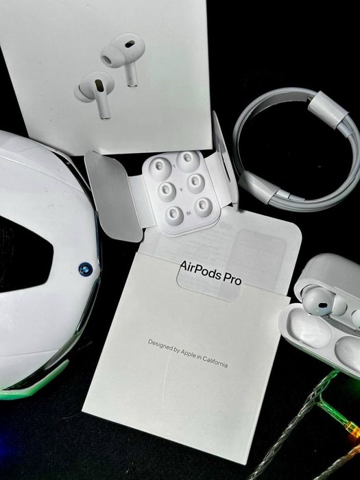 Навушники Apple AirPods Pro 2