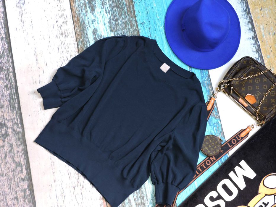 H&M Piękny morski sweterek 40