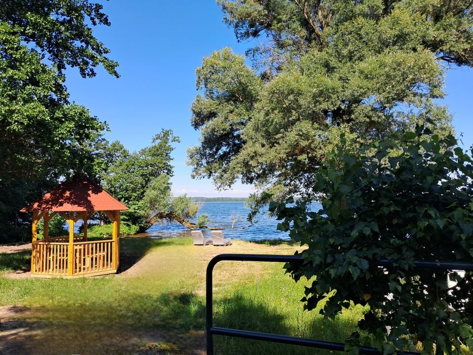 Domek nad jeziorem, jacuzzi ,rzeczka, Giżycko,Mazury, wolne terminy