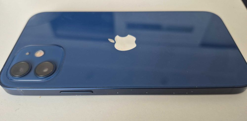 Telefon iPhone 12 64 GB