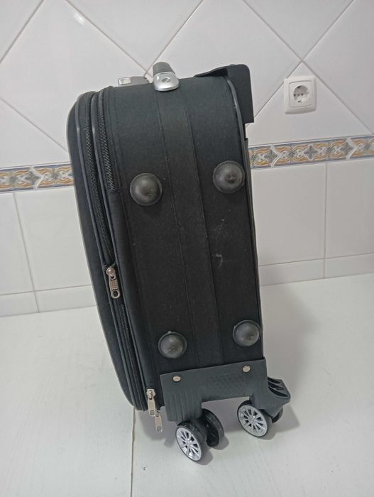 Mala viagem pequena Batiki World